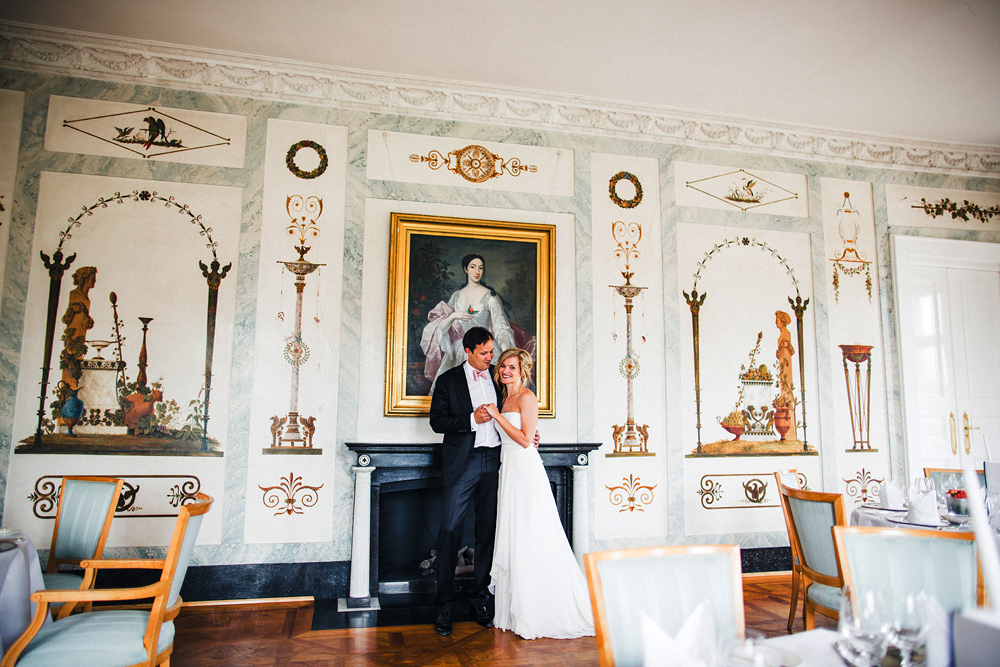 Hochzeitspaar im Schloss Reinhartshausen